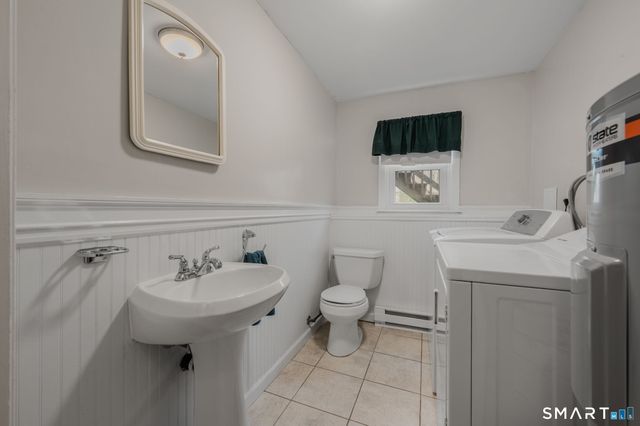 14 Latimer Drive, East Lyme, CT 06333
