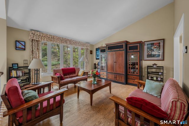14 Latimer Drive, East Lyme, CT 06333
