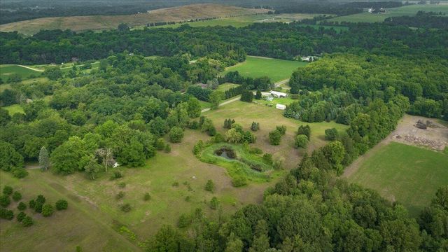 19839 Witt Road, Three Oaks, MI 49128