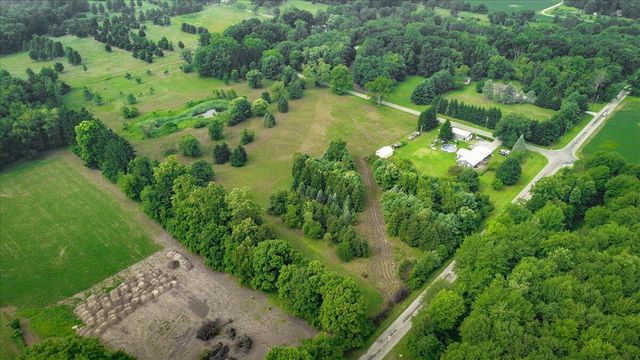 19839 Witt Road, Three Oaks, MI 49128