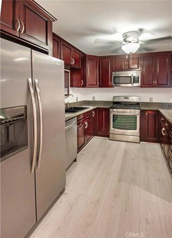 5264 Satsuma Avenue 9, North Hollywood, CA 91601