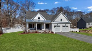 74 Lyne Road, Tiverton, RI 02878
