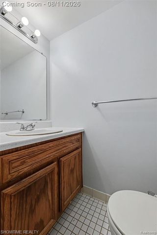 39415 Old Dominion Drive, Clinton Township, MI 48038