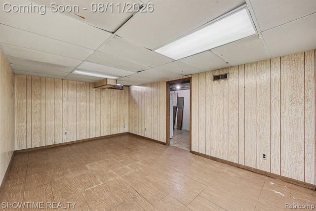 39415 Old Dominion Drive, Clinton Township, MI 48038