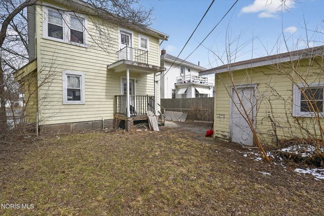 2335 Airport Highway, Toledo, OH 43609