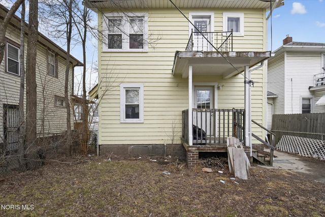 2335 Airport Highway, Toledo, OH 43609