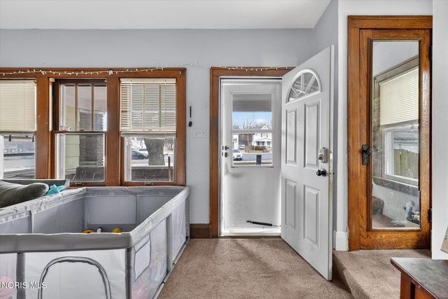 2335 Airport Highway, Toledo, OH 43609