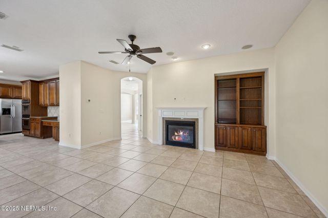 15587 LEXINGTON PARK Boulevard, Jacksonville, FL 32218