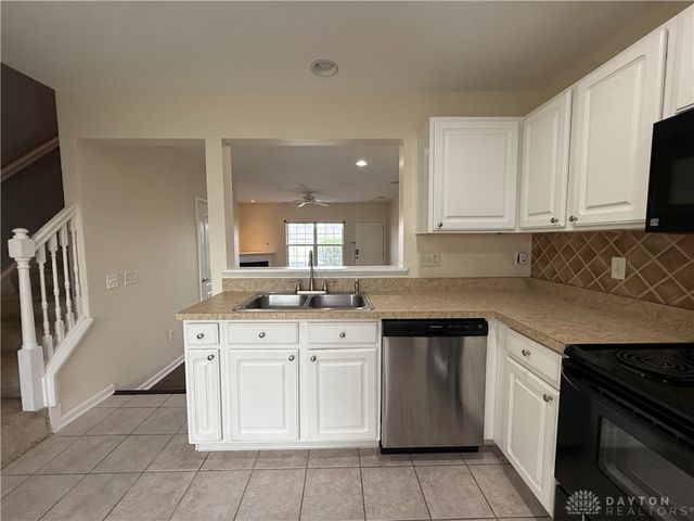 2433 Cabbage Key Drive, Miami Twp, OH 45342