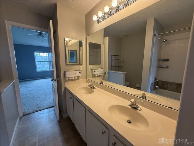 2433 Cabbage Key Drive, Miami Twp, OH 45342