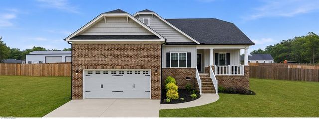 4811 Lord Andrews Place, Liberty, NC 27298