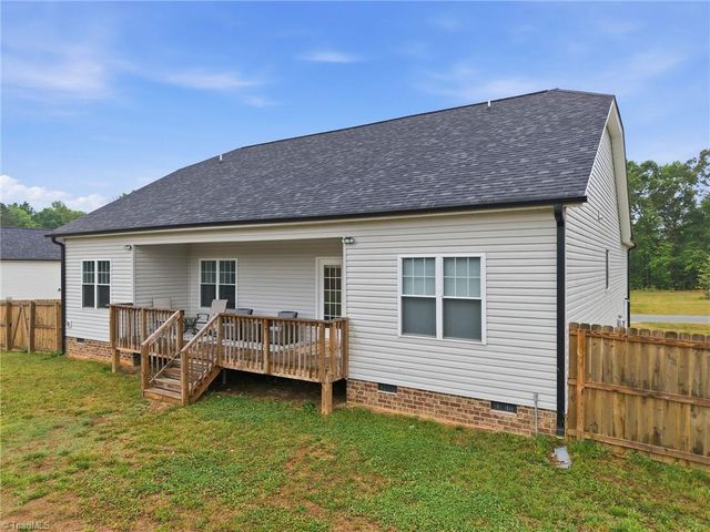 4811 Lord Andrews Place, Liberty, NC 27298