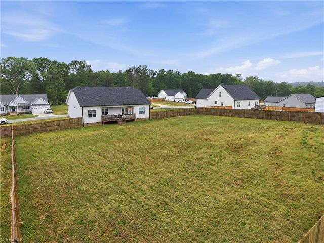 4811 Lord Andrews Place, Liberty, NC 27298