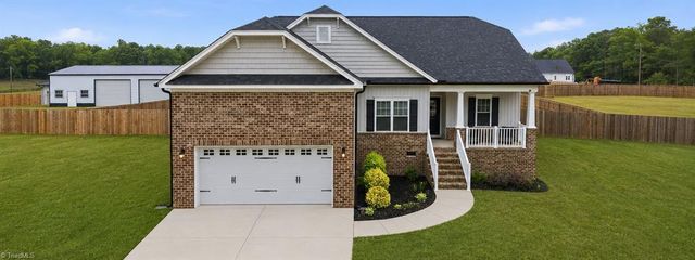 4811 Lord Andrews Place, Liberty, NC 27298