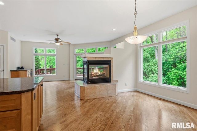 4104 Chandlerwood Road, Springfield, IL 62711