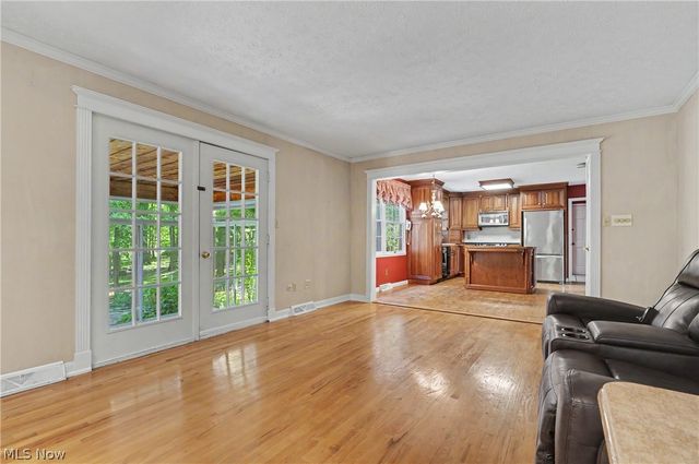 2692 Foxwood Drive, Akron, OH 44333