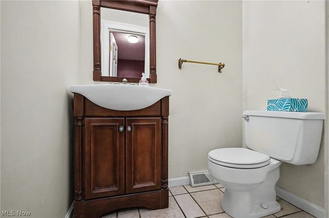 2692 Foxwood Drive, Akron, OH 44333