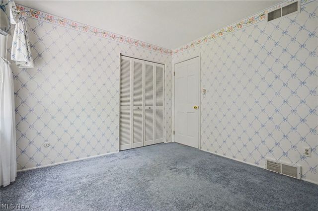 2692 Foxwood Drive, Akron, OH 44333