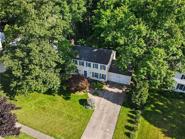 2692 Foxwood Drive, Akron, OH 44333
