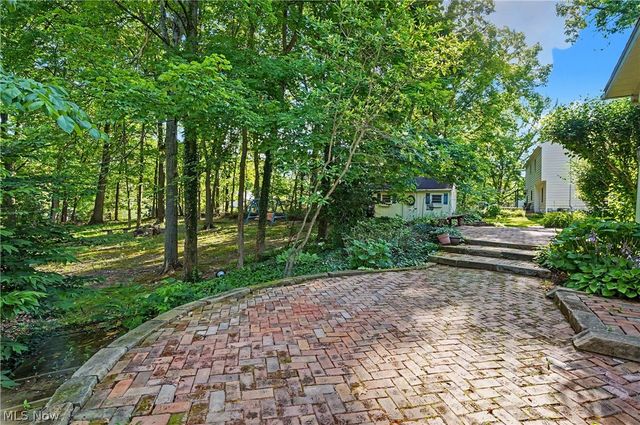 2692 Foxwood Drive, Akron, OH 44333