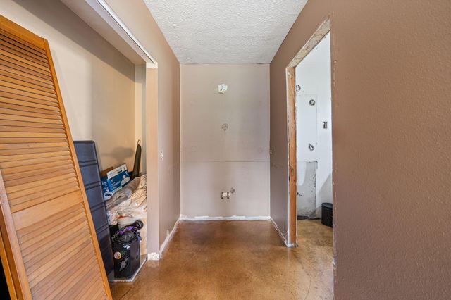 1401 Bennett Road, Fort Pierce, FL 34947