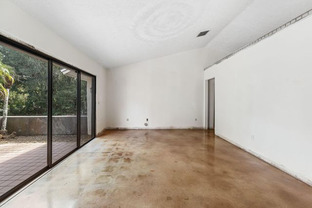 1401 Bennett Road, Fort Pierce, FL 34947