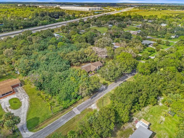 1401 Bennett Road, Fort Pierce, FL 34947