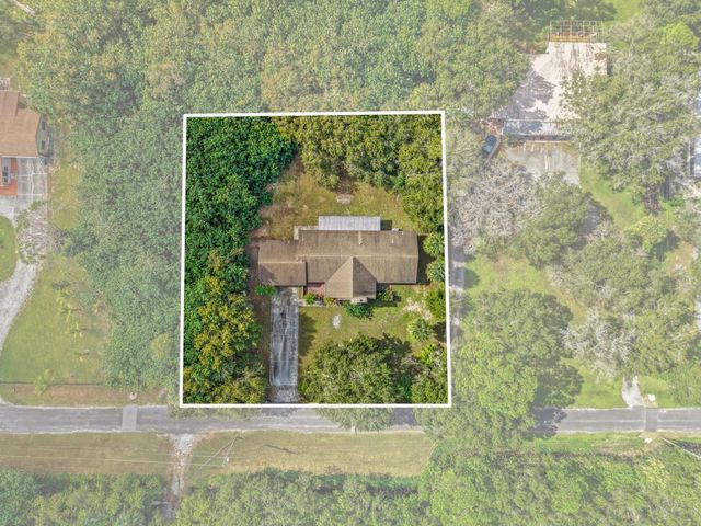 1401 Bennett Road, Fort Pierce, FL 34947
