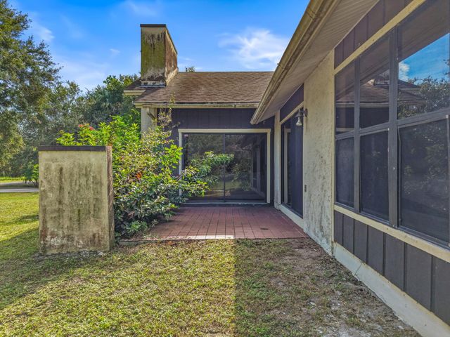 1401 Bennett Road, Fort Pierce, FL 34947