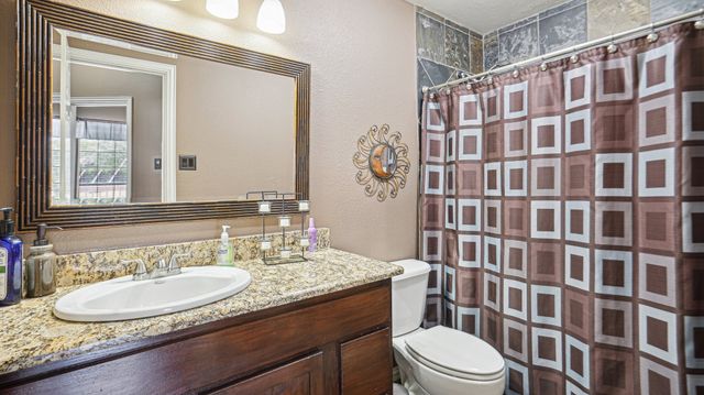 3814 Cemetery Hill Road, Carrollton, TX 75007