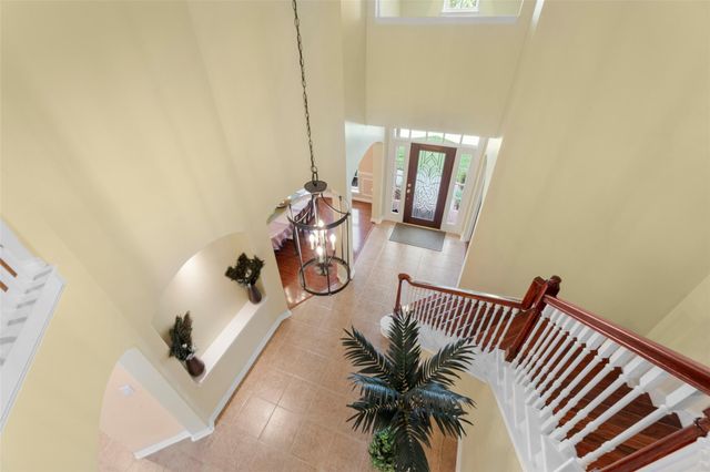 2407 Royal Palm Court, League City, TX 77573