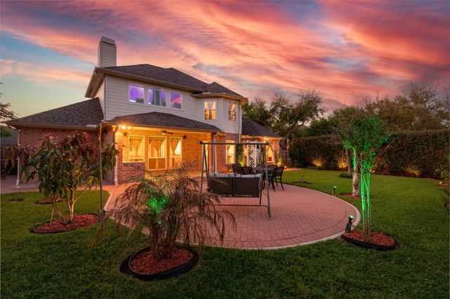 2407 Royal Palm Court, League City, TX 77573