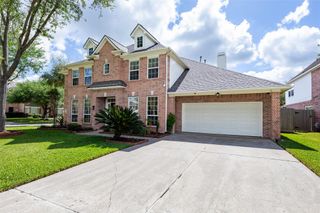 2407 Royal Palm Court, League City, TX 77573