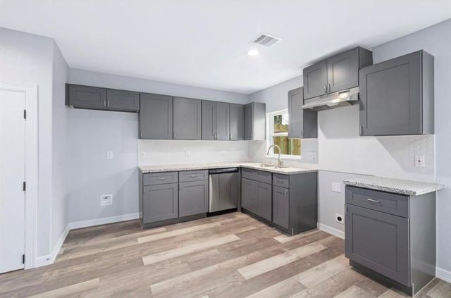 6614 Haight Street B, Houston, TX 77028