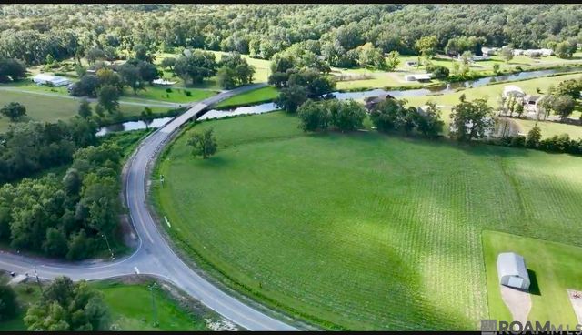 46093 Stringer Bridge Rd, St Amant, LA 70774