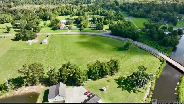 46093 Stringer Bridge Rd, St Amant, LA 70774