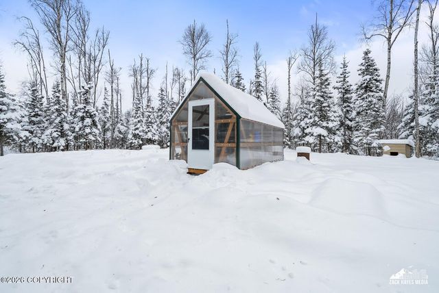 3288 W Birch Meadows Road, Wasilla, AK 99654