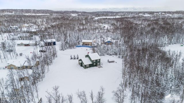 3288 W Birch Meadows Road, Wasilla, AK 99654