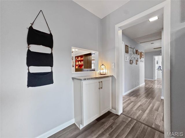 325 N MARKET Street N, Waterloo, IL 62298