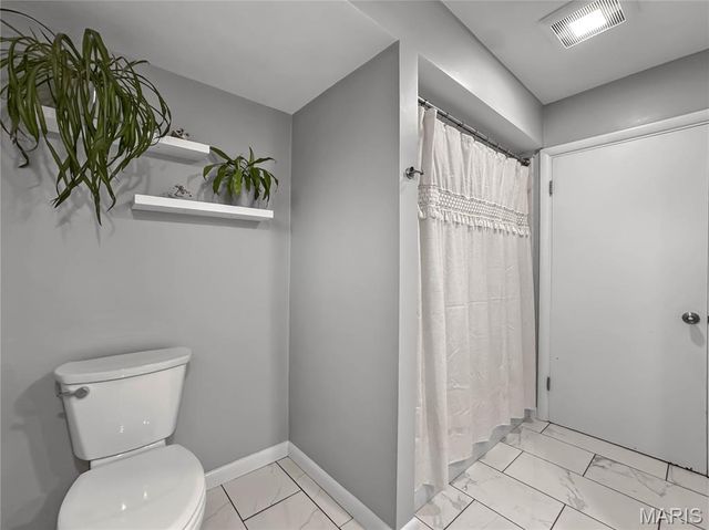 325 N MARKET Street N, Waterloo, IL 62298