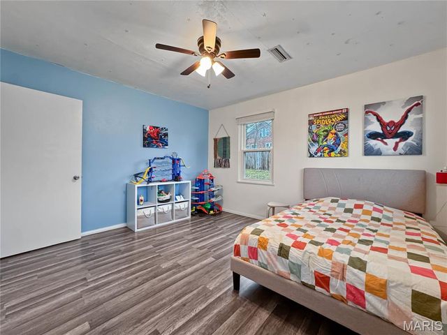 325 N MARKET Street N, Waterloo, IL 62298