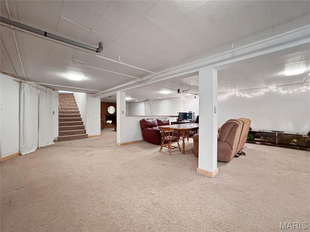 325 N MARKET Street N, Waterloo, IL 62298