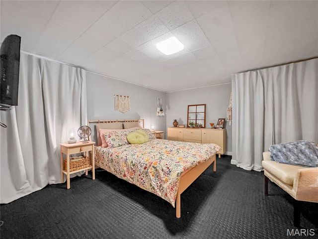 325 N MARKET Street N, Waterloo, IL 62298