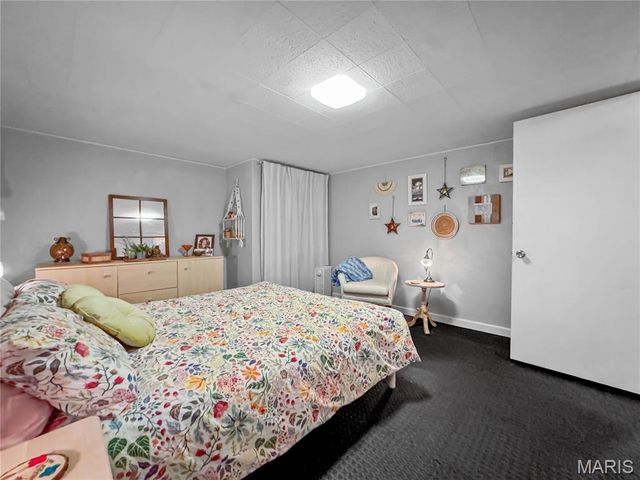 325 N MARKET Street N, Waterloo, IL 62298