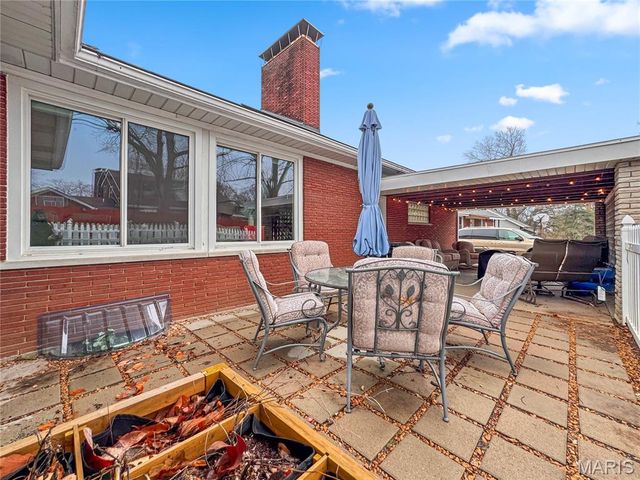 325 N MARKET Street N, Waterloo, IL 62298