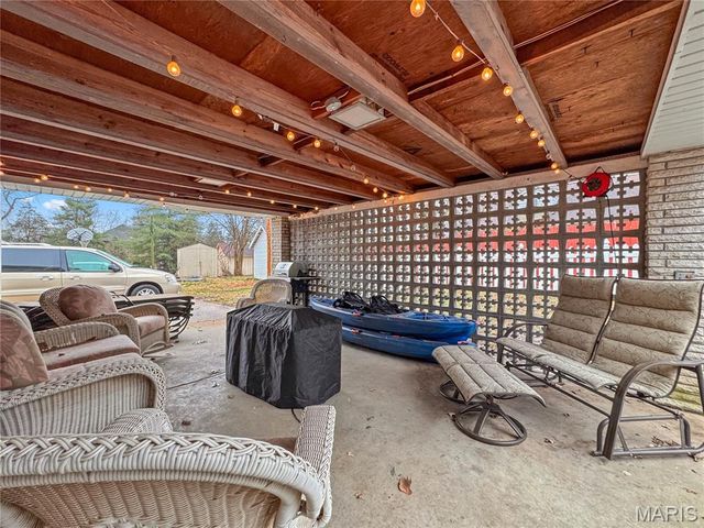 325 N MARKET Street N, Waterloo, IL 62298