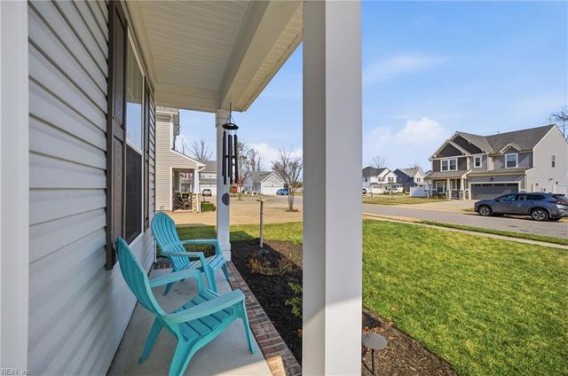 102 Oak Bend CT, Moyock, NC 27958