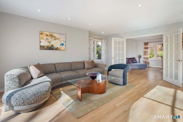 403 Silver Creek Lane 403, Norwalk, CT 06850