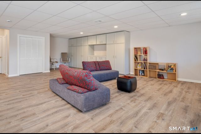 403 Silver Creek Lane 403, Norwalk, CT 06850