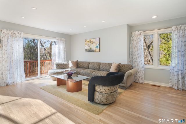 403 Silver Creek Lane 403, Norwalk, CT 06850